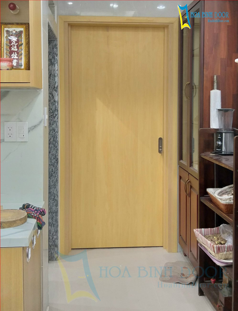 Hoàn Thiện Cửa Gỗ Công Nghiệp