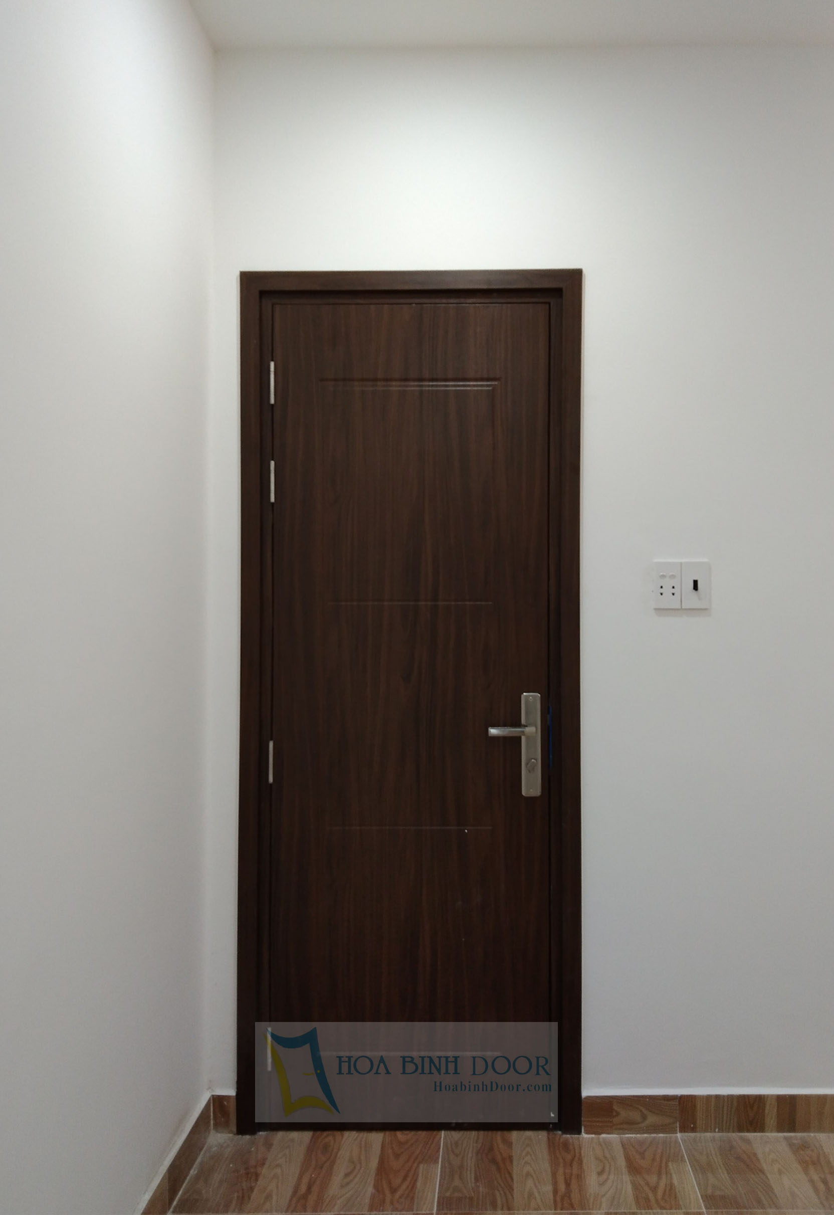 Giá Cửa Nhựa Composite Tại Quận 