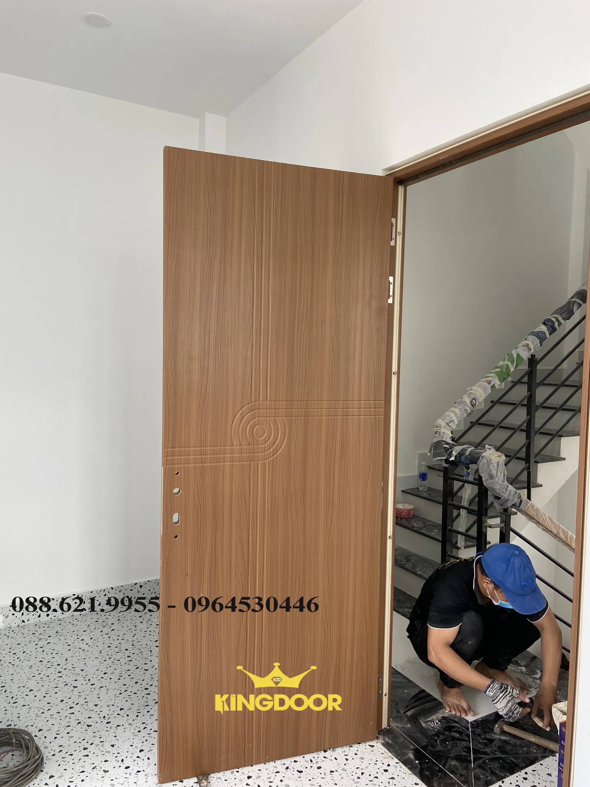 Cửa Nhựa Composite Chống Nước